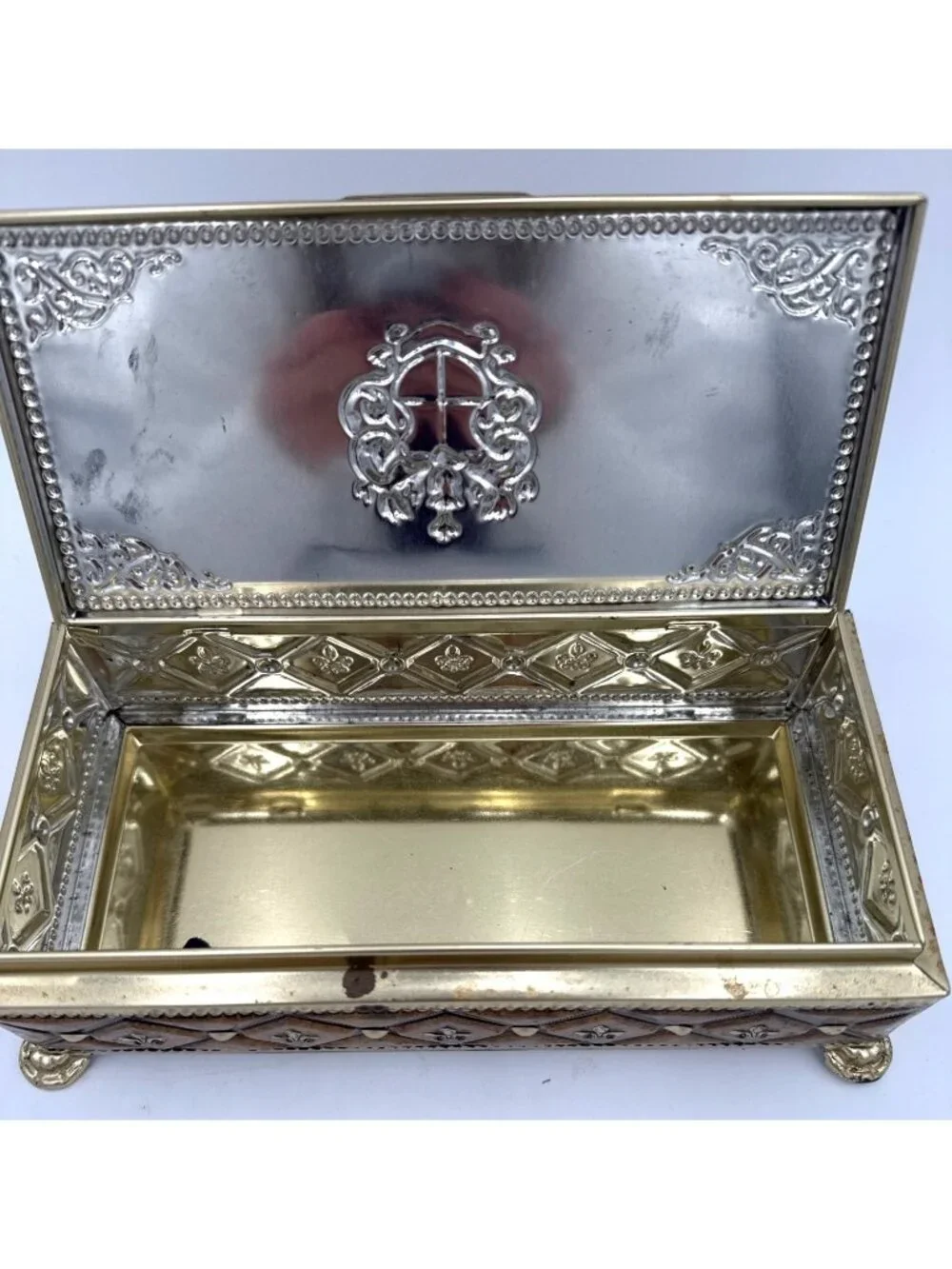 Vtg Ornate Metal Jewelry Box Crest Design Gold & Silver Tones Footed Base